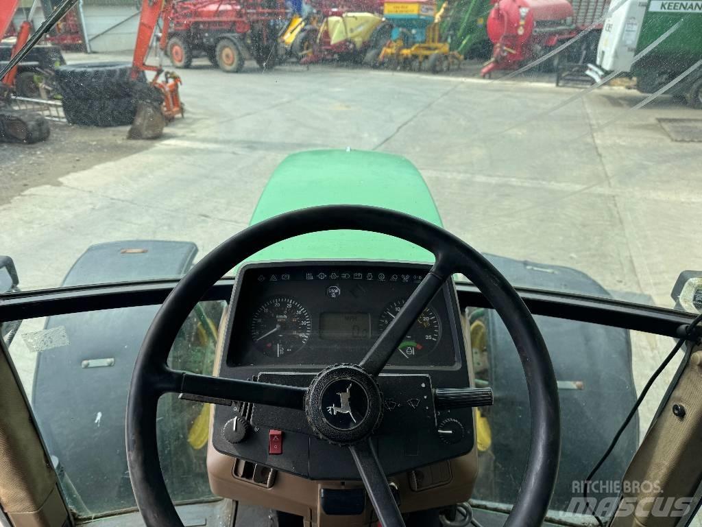John Deere 6800 Tractores