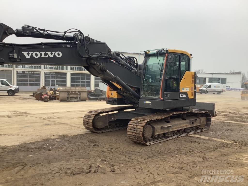 Volvo ECR 235 EL Excavadoras de cadenas