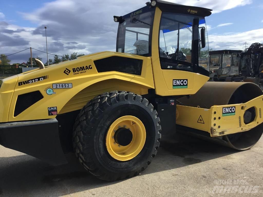 Bomag BW212D5 Compactadores de suelo