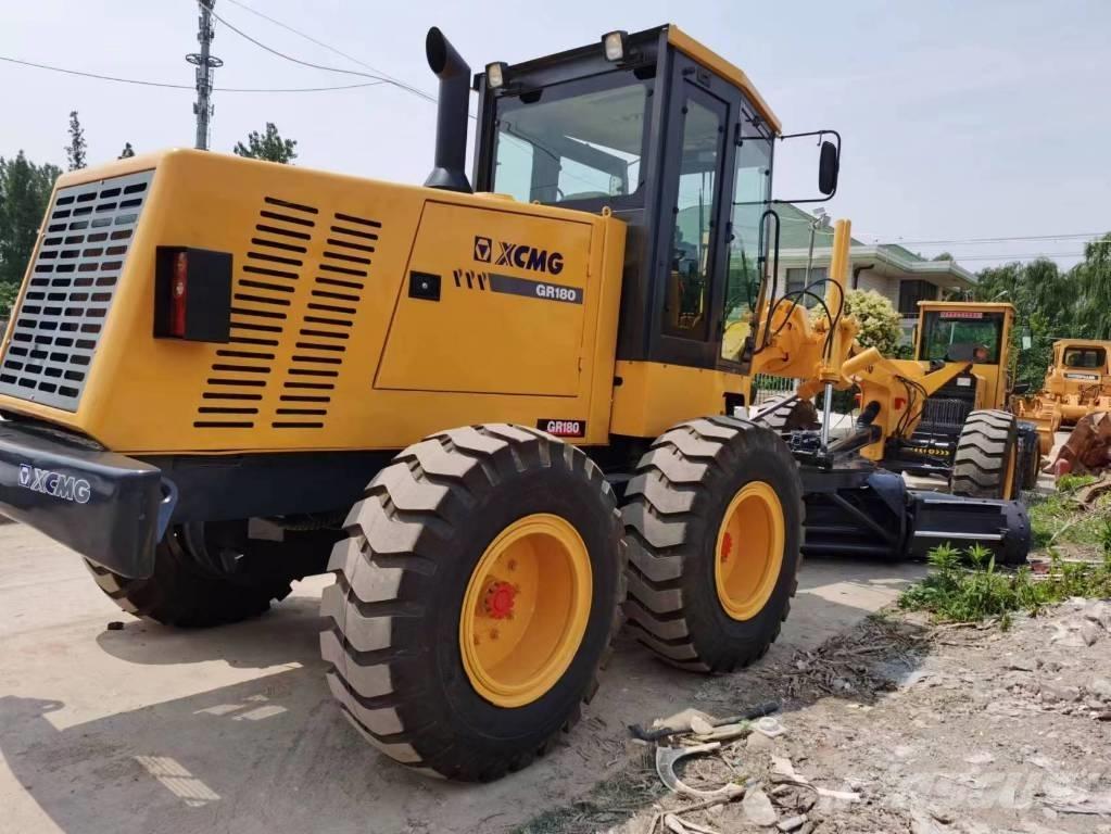 XCMG GR 215 Motoniveladoras