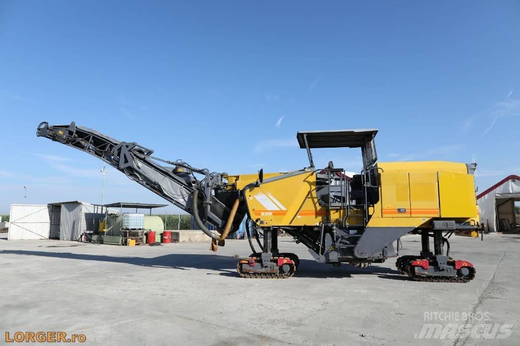 Wirtgen W 210 Máquinas moledoras de asfalto en frío