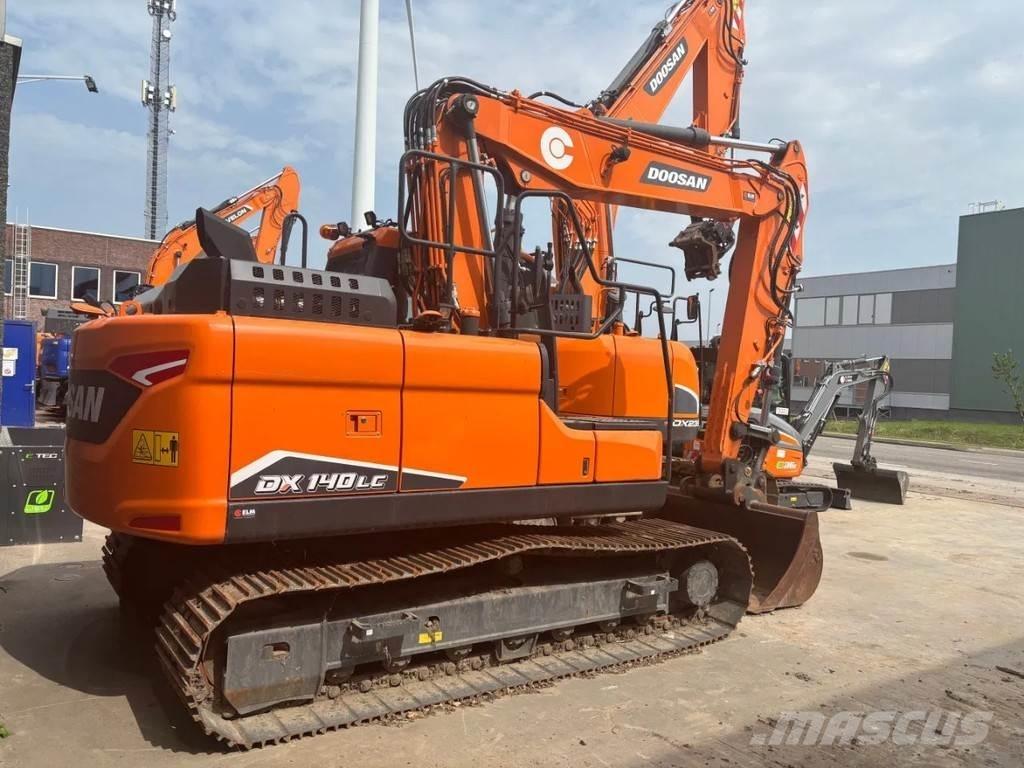 Develon DX140LC-7 Excavadoras de cadenas