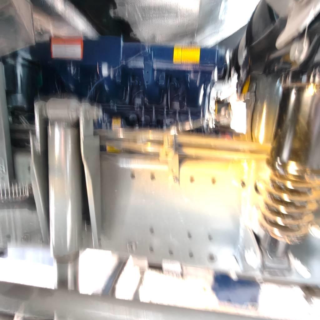 Howo 371 8x4 Camiones bañeras basculantes o volquetes