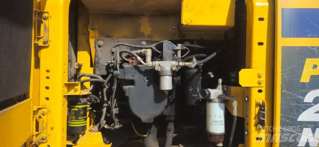 Komatsu PC240NLC-11 Excavadoras de cadenas