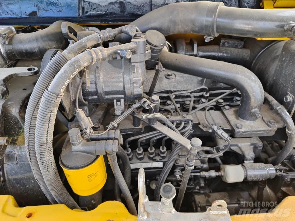 Komatsu PC 78 US-8 Excavadoras de cadenas