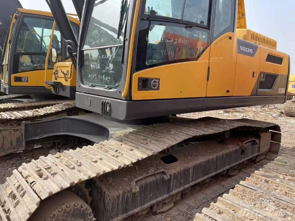 Volvo EC 250 D L Excavadoras de cadenas