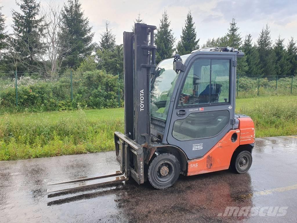 Toyota 02-8FDF25 Carretillas diesel