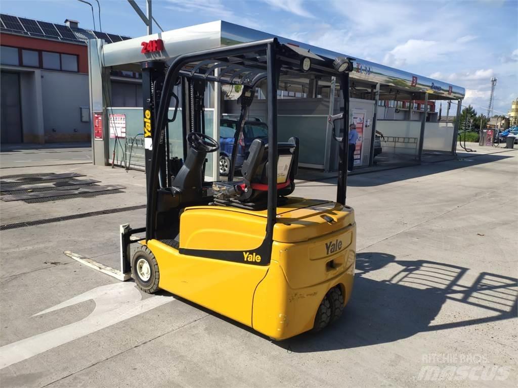 Yale ERP16 VT Carretillas de horquilla eléctrica