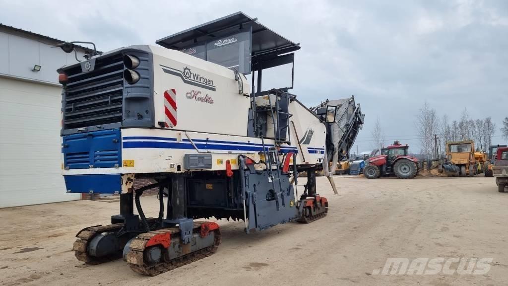 Wirtgen W 210 Máquinas moledoras de asfalto en frío