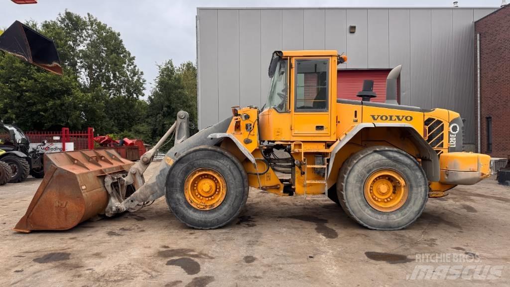 Volvo L 120 E Cargadoras sobre ruedas