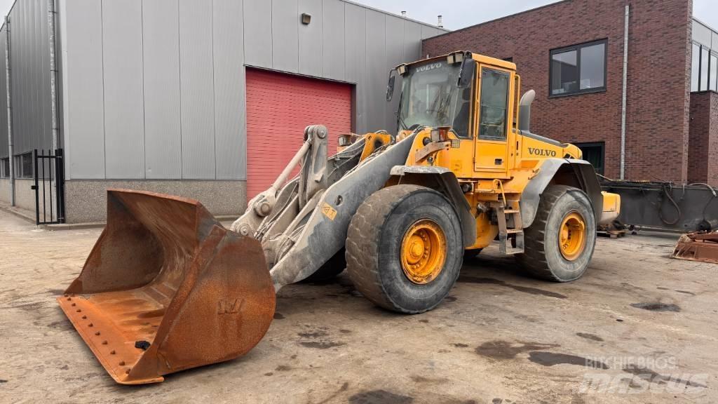 Volvo L 120 E Cargadoras sobre ruedas