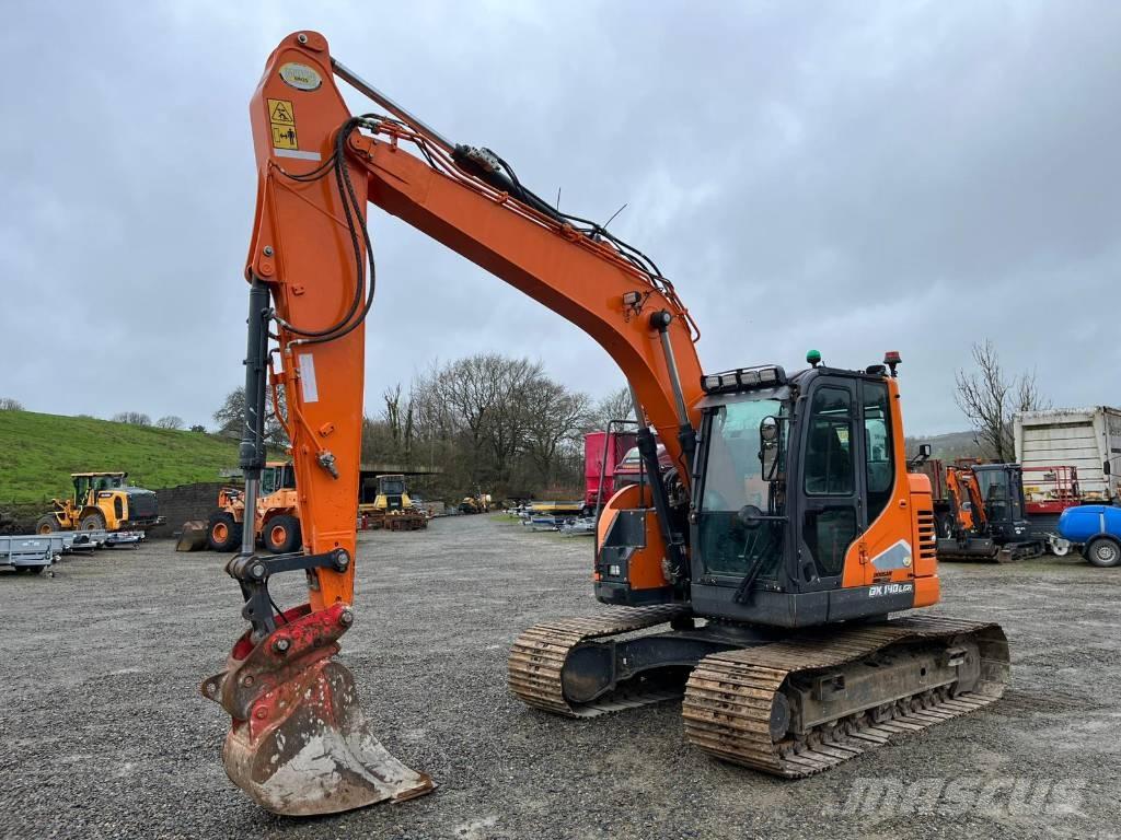 Doosan DX 140 LCR Excavadoras de cadenas