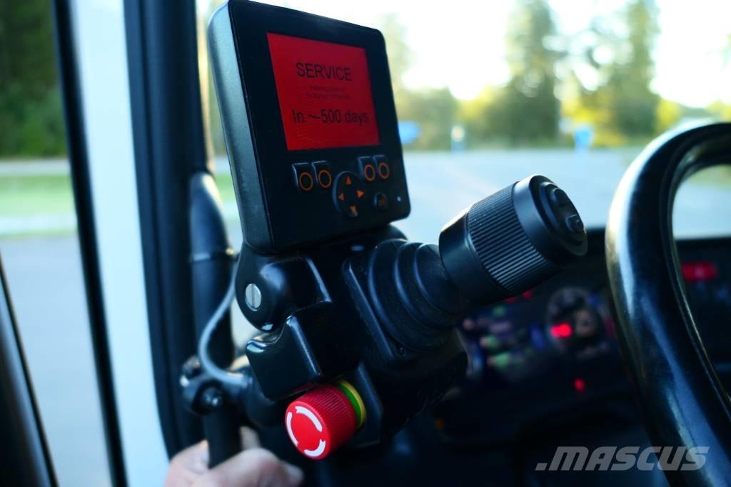 Scania R590B6x2nb Camiones polibrazo