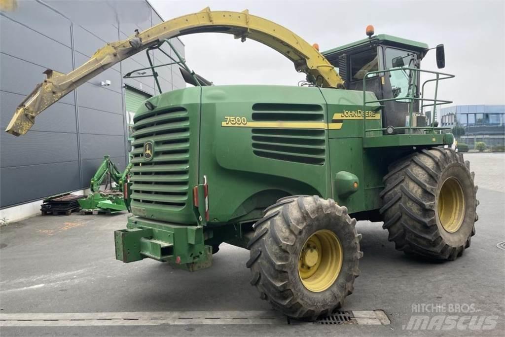 John Deere 7500 Picadoras de forraje autopropulsadas