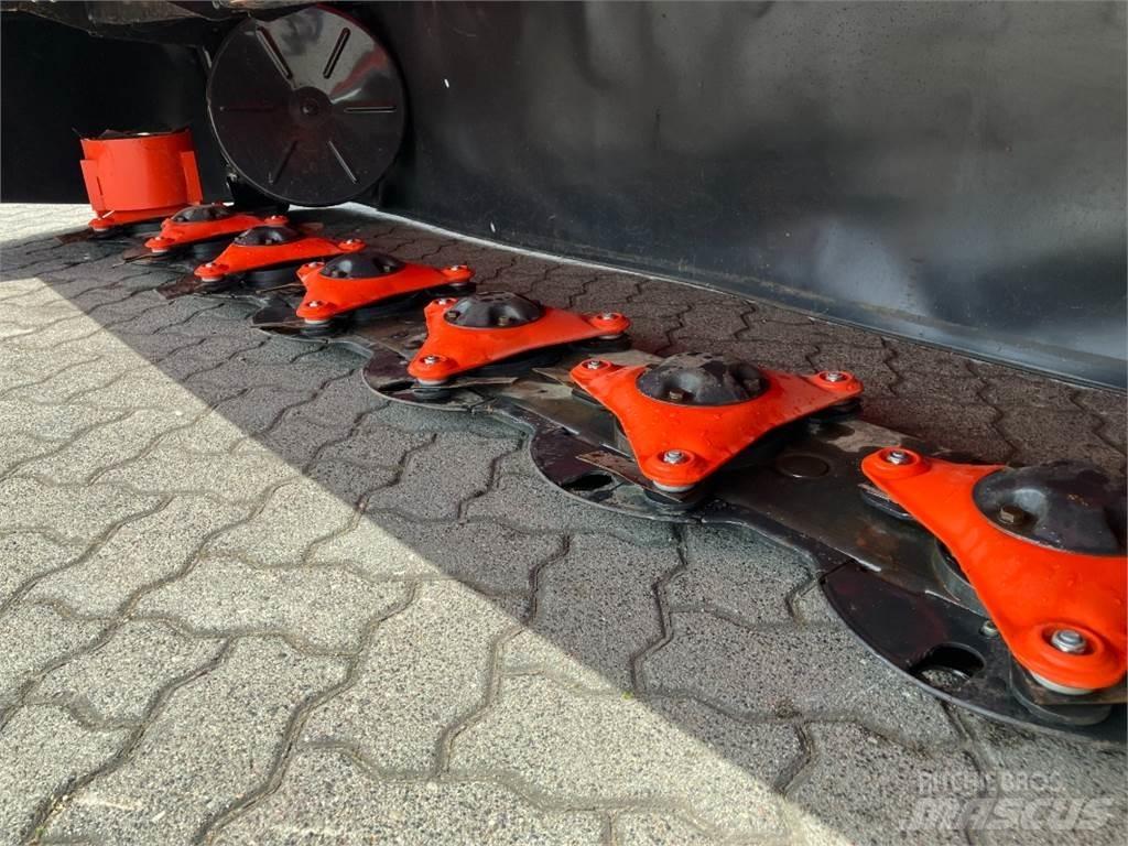 Kubota DM4032 Segadoras acondicionadoras