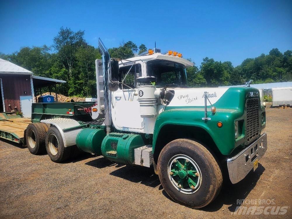 Mack R 688 ST Cabezas tractoras