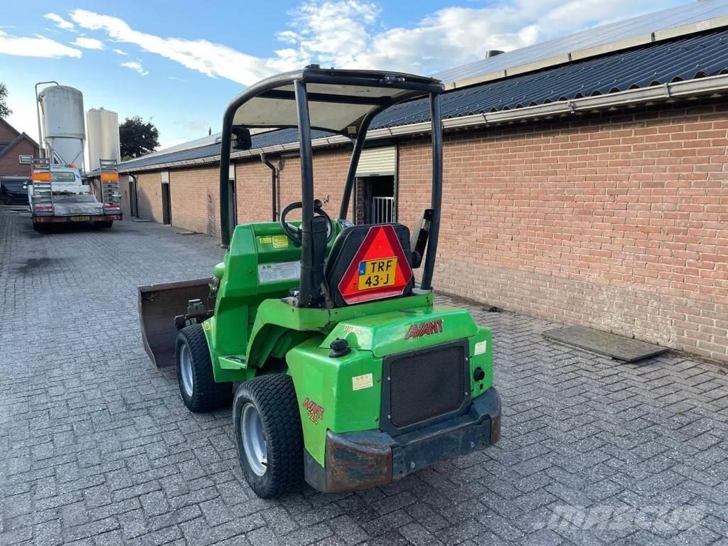 Avant 520 Palas cargadoras