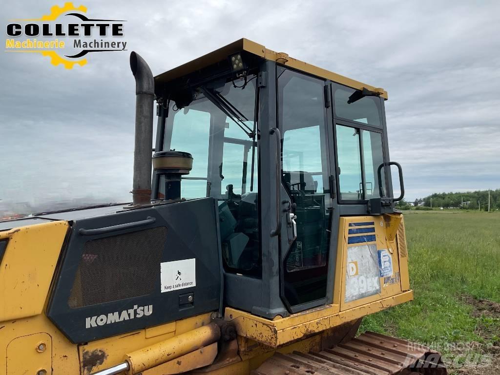 Komatsu D 39 EX-21 A Buldozer sobre oruga