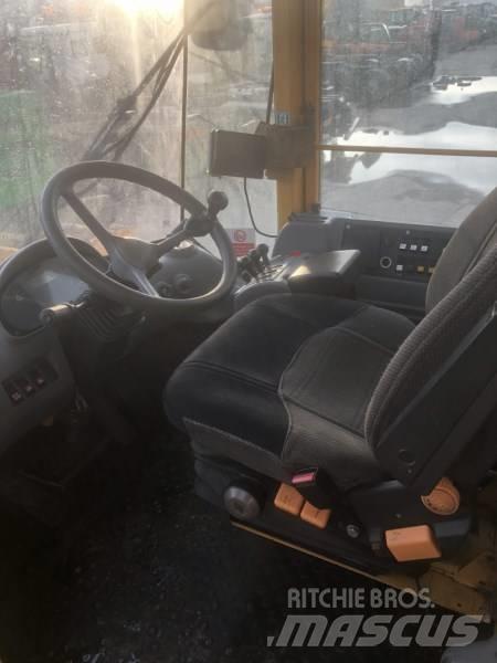Volvo L 110 E Cargadoras sobre ruedas