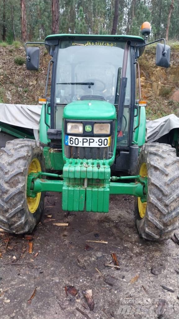 John Deere 5075 E Tractores