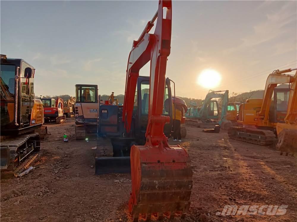Hitachi ZX60 Mini excavadoras < 7t