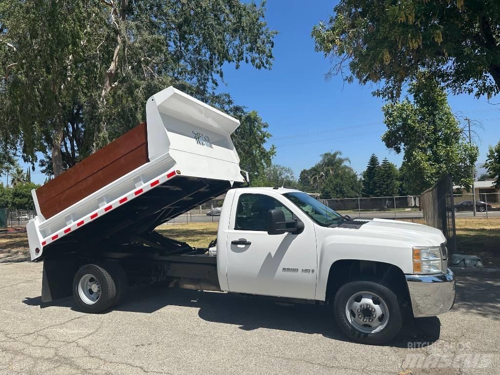 Chevrolet 3500 Camiones bañeras basculantes o volquetes
