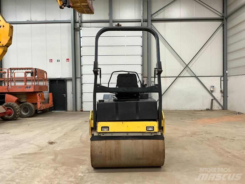 Bomag BW 138 AD Rodillos de doble tambor