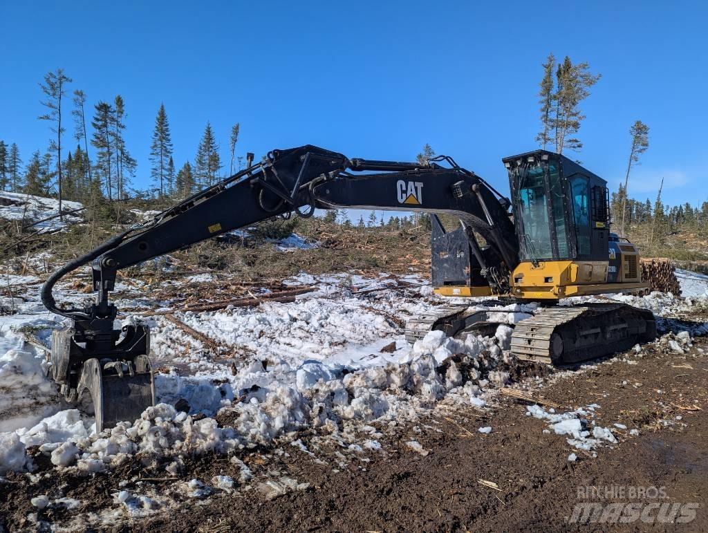 CAT 320 D FM Cargadora forestal