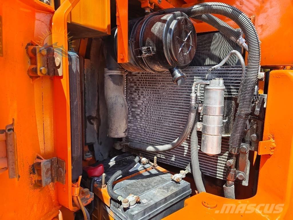 Hitachi ZX 75 Excavadoras 7t - 12t