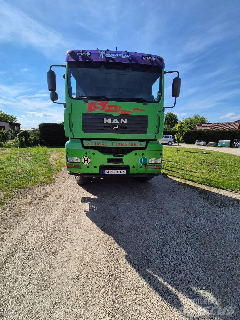 MAN 33.483 FDAC Transporte de madera