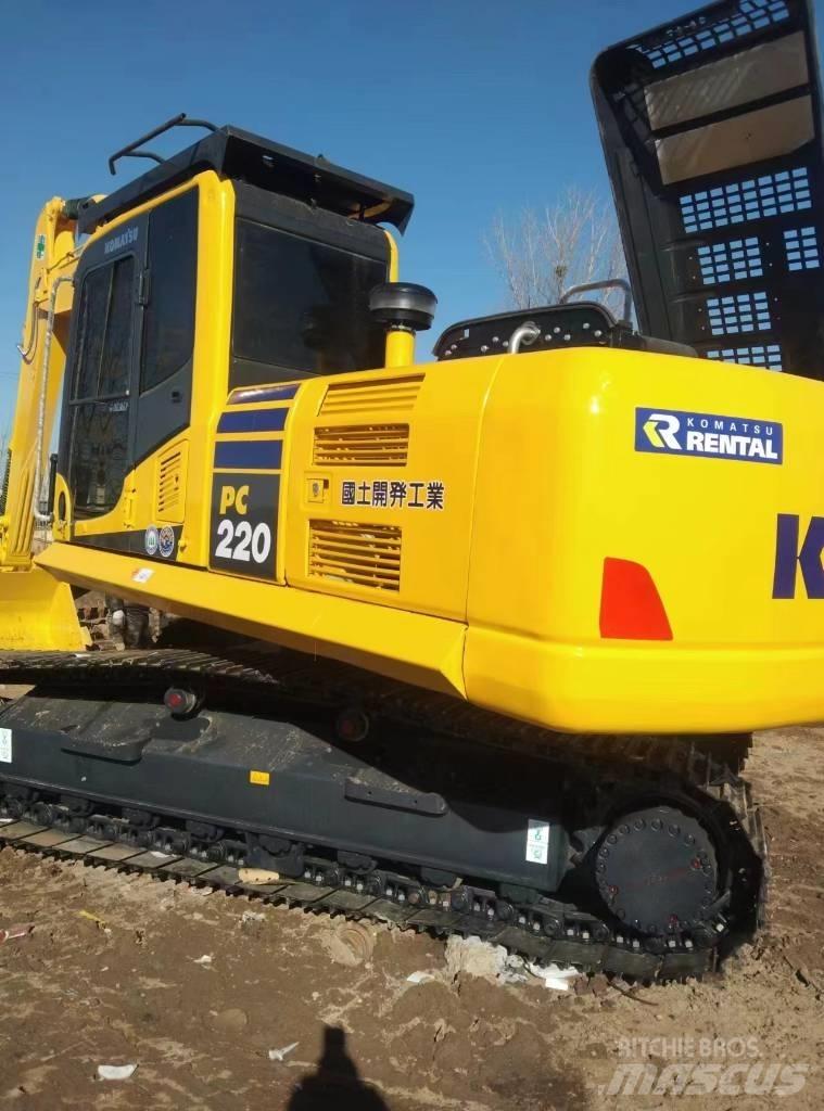 Komatsu PC 220-8 Excavadoras de cadenas
