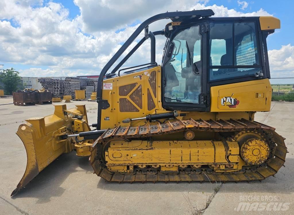 CAT D 3 LGP Buldozer sobre oruga