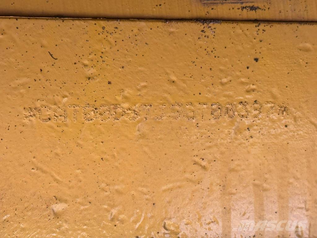 CAT D6T LGP Buldozer sobre oruga