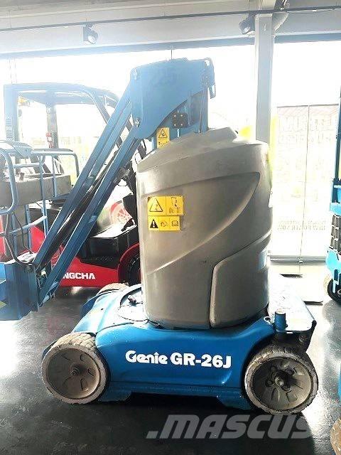 Genie GR 26 J Ascensores de personal y montacargas de acceso