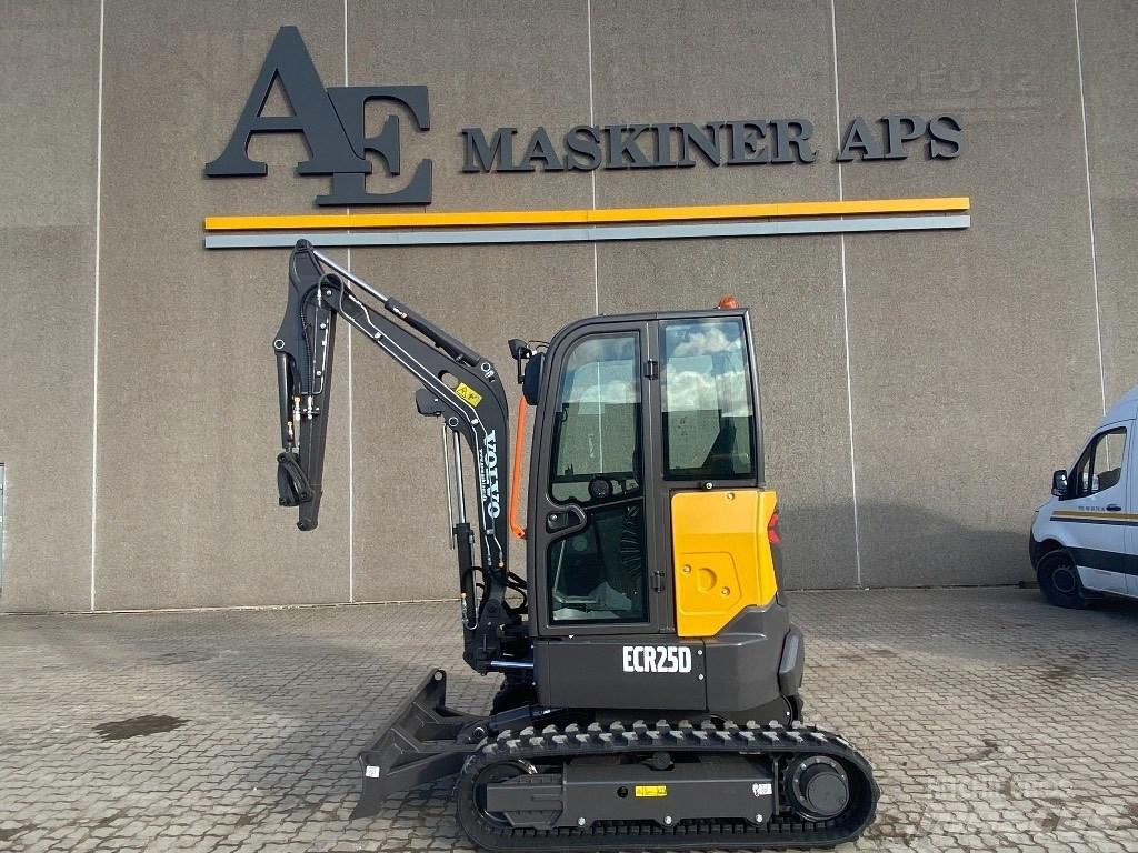 Volvo ECR 25 D Mini excavadoras < 7t