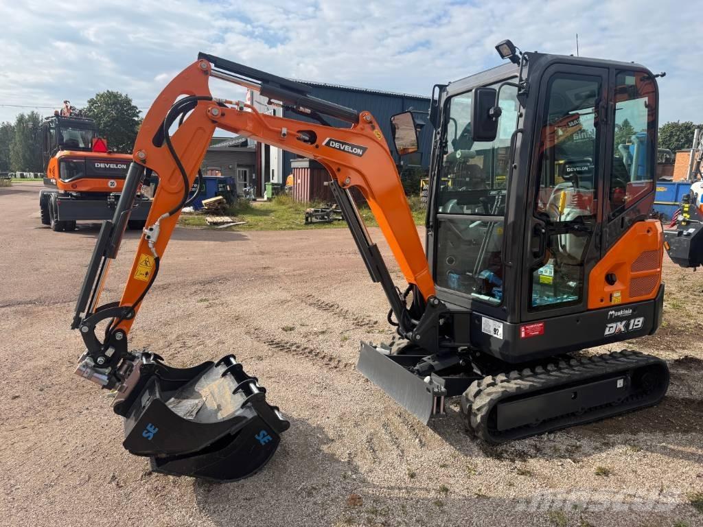 Develon DX 19-7 Mini excavadoras < 7t