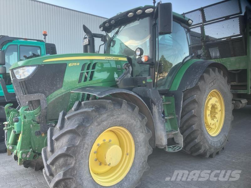 John Deere 6215R Tractores