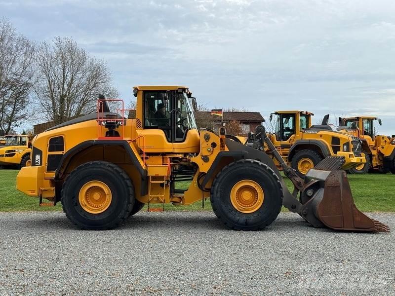 Volvo L 220 H Cargadoras sobre ruedas