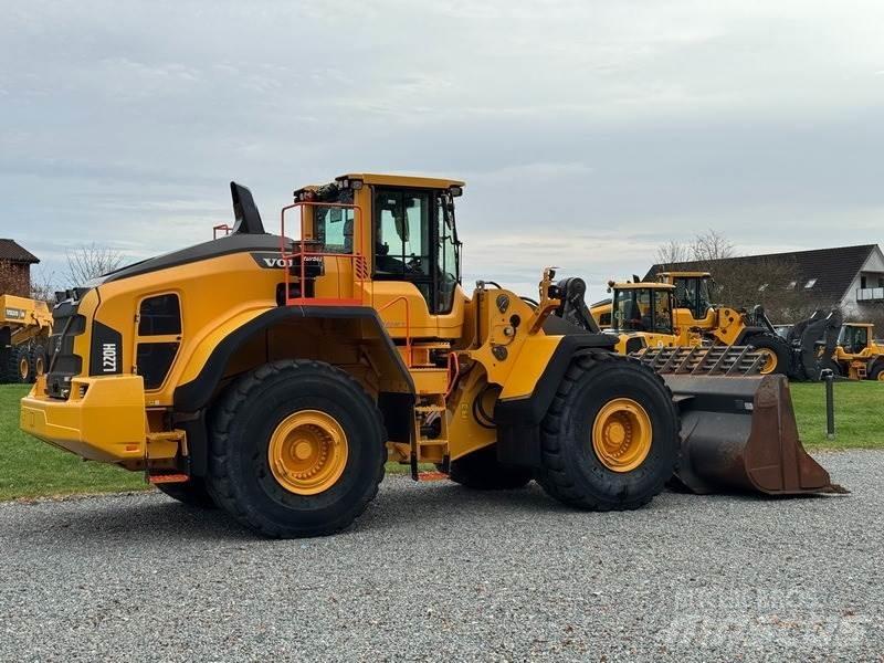 Volvo L 220 H Cargadoras sobre ruedas