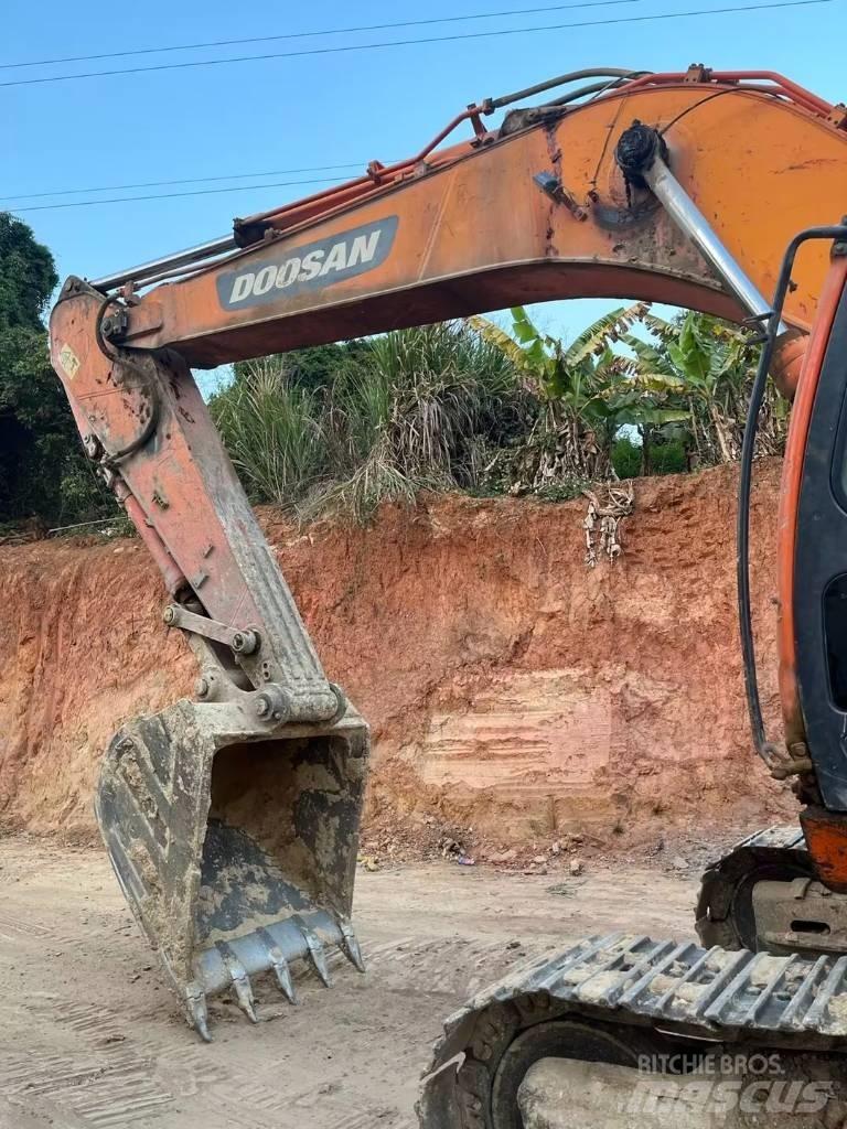 Doosan DX 300 LC Mini excavadoras < 7t