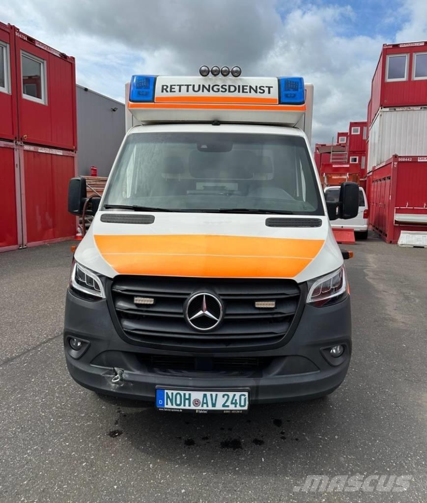 Mercedes-Benz 1000 Ambulancias