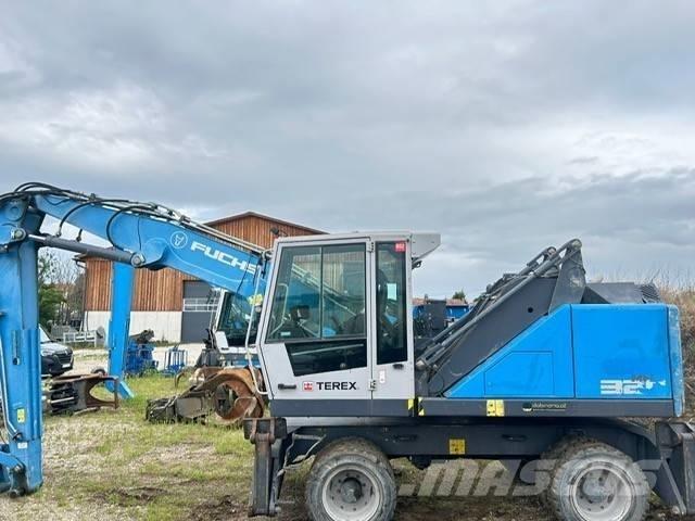 Fuchs MHL 320 Excavadoras de manutención