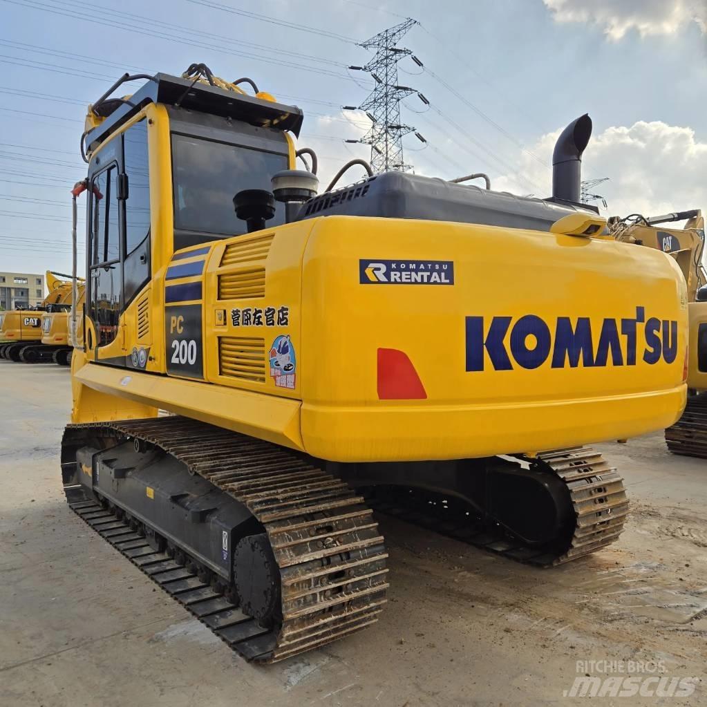 Komatsu PC 200-8 Excavadoras de cadenas
