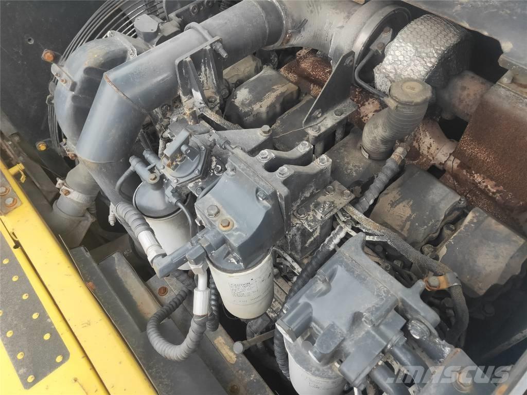 Komatsu PC460-8 Excavadoras de cadenas