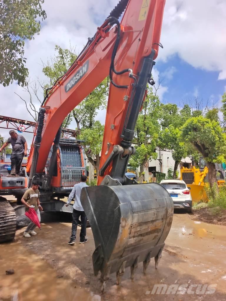 Doosan DX 300LC-9C Excavadoras de cadenas