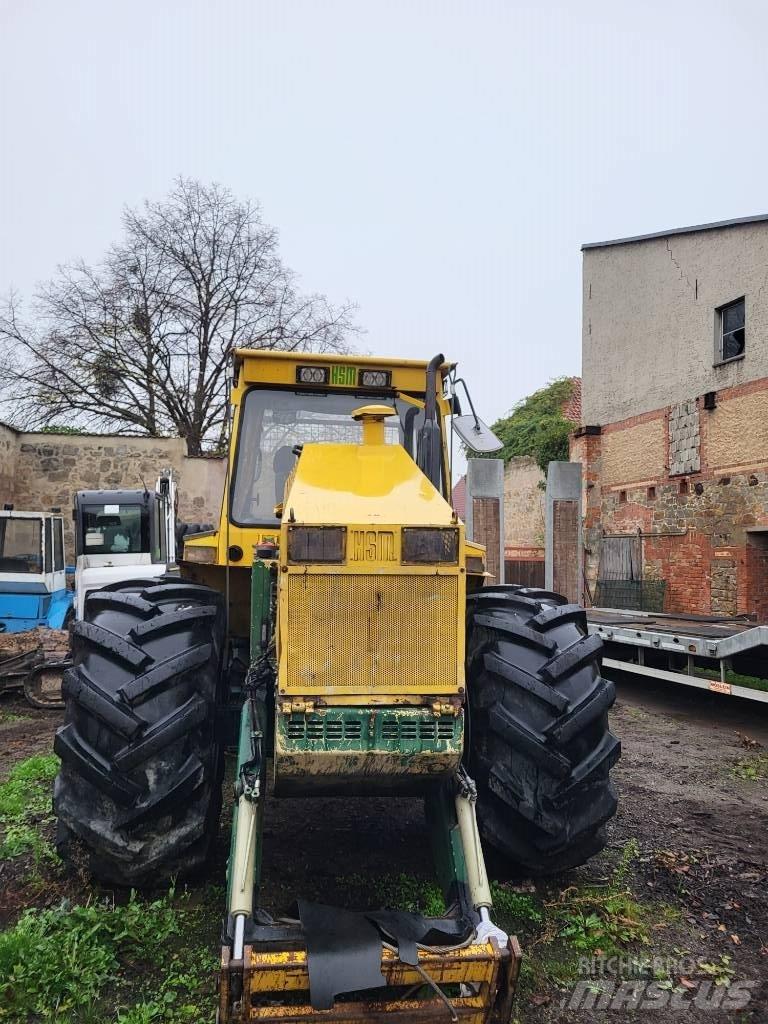 HSM 904 Arrastrador de troncos