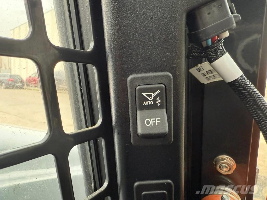 Bobcat S 590 Minicargadoras