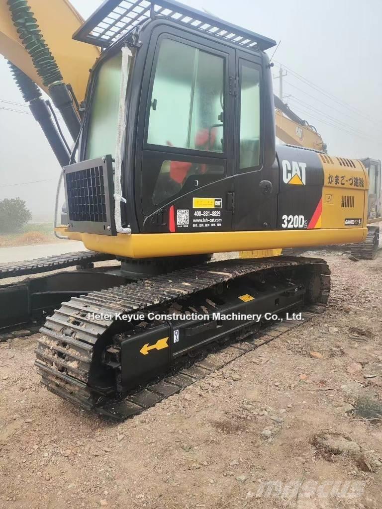 CAT 323 Excavadoras de cadenas
