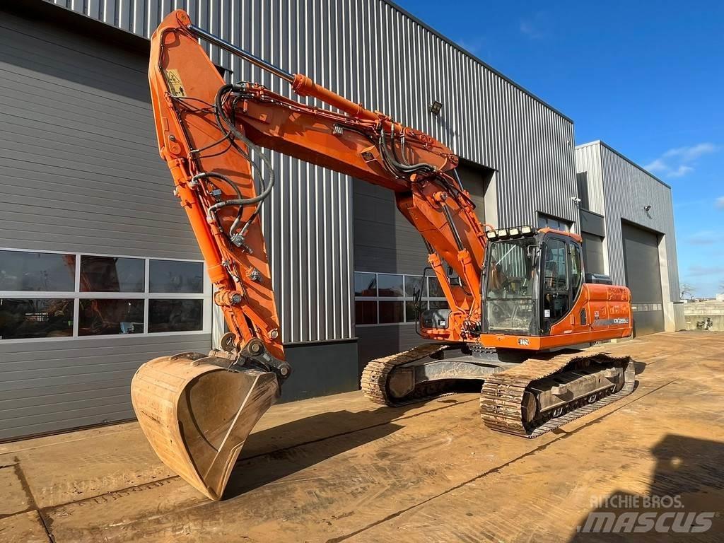 Doosan DX255LC-3 Excavadoras de cadenas