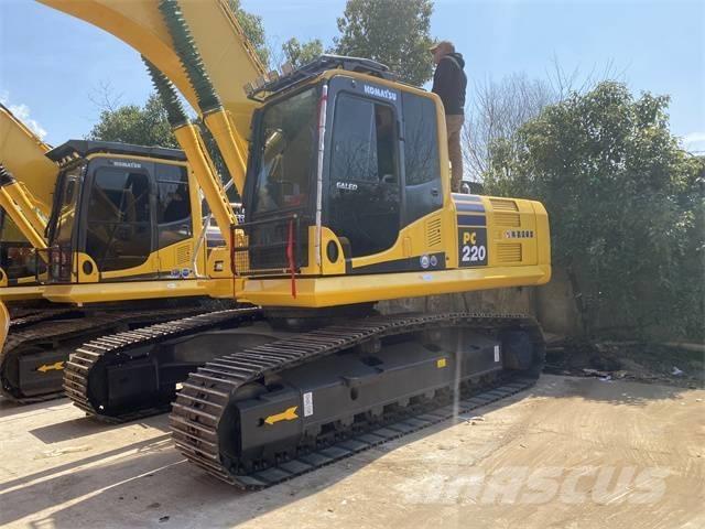 Komatsu PC 220-8 Excavadoras de cadenas